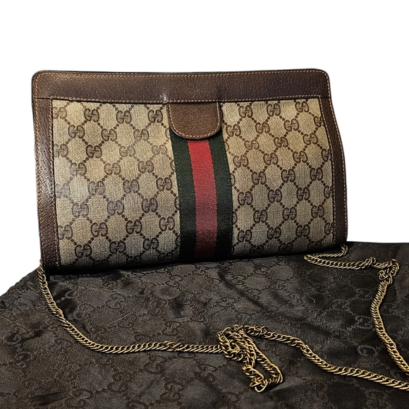 GUCCI CLUTCH - Picture 16 of 16